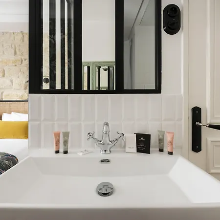 Avalon Cosy Hotel 4*