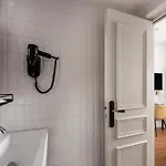 Hotel Avalon Cosy 4*