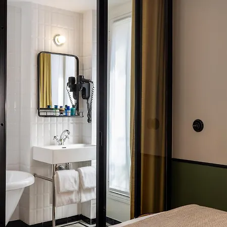 Hotel Avalon Cosy Gare Du Nord 4*