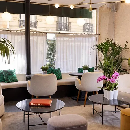 Avalon Cosy Gare Du Nord 4*