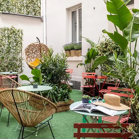 Avalon Cosy Gare Du Nord Hotel 4*