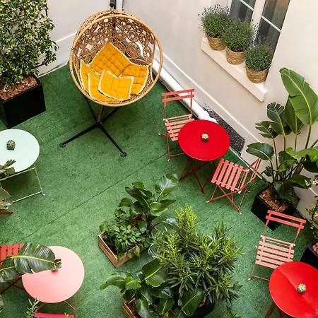 Avalon Cosy Gare Du Nord 4* Paris