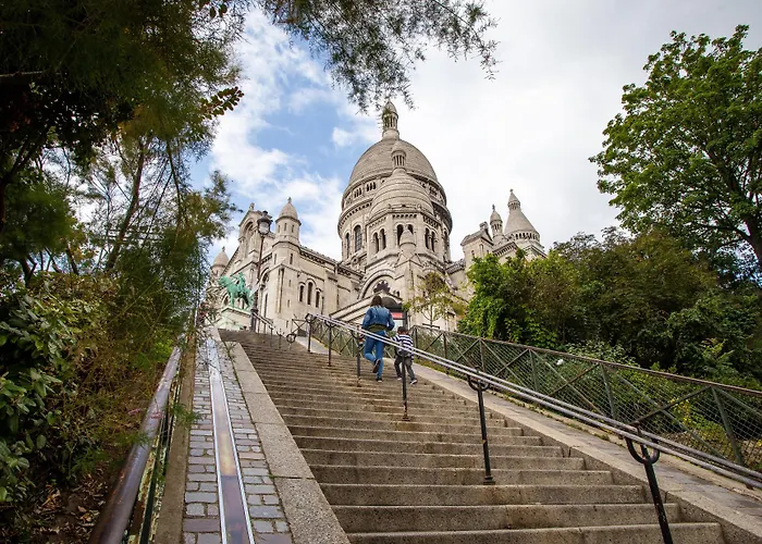 Avalon Cosy 4* Paris
