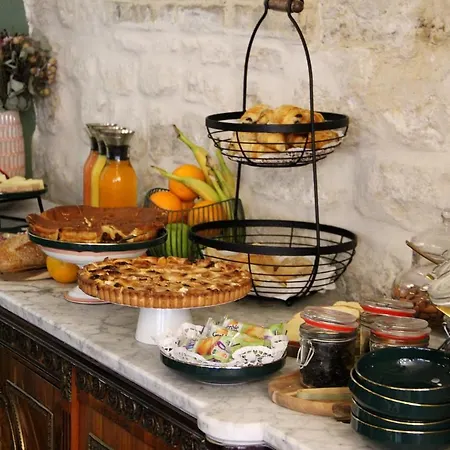 Ξενοδοχείο Avalon Cosy 4*