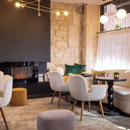 Avalon Cosy מלון 4*