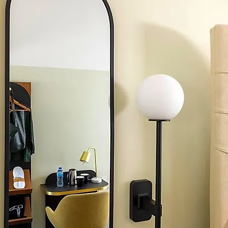 מלון Avalon Cosy 4*