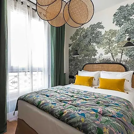 Avalon Cosy 4*