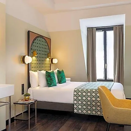 Avalon Cosy 4*
