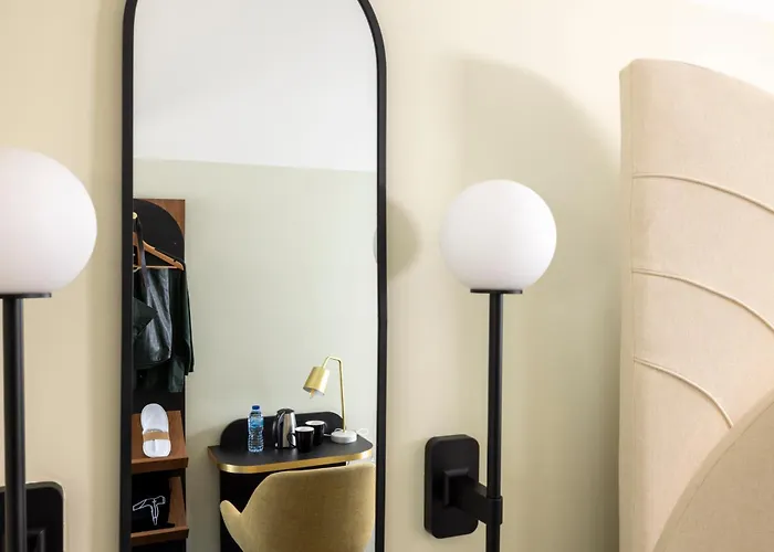 Hotel Lejolly - Ex Avalon Cosy 4* Paris