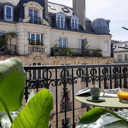 Avalon Cosy 4* Paris